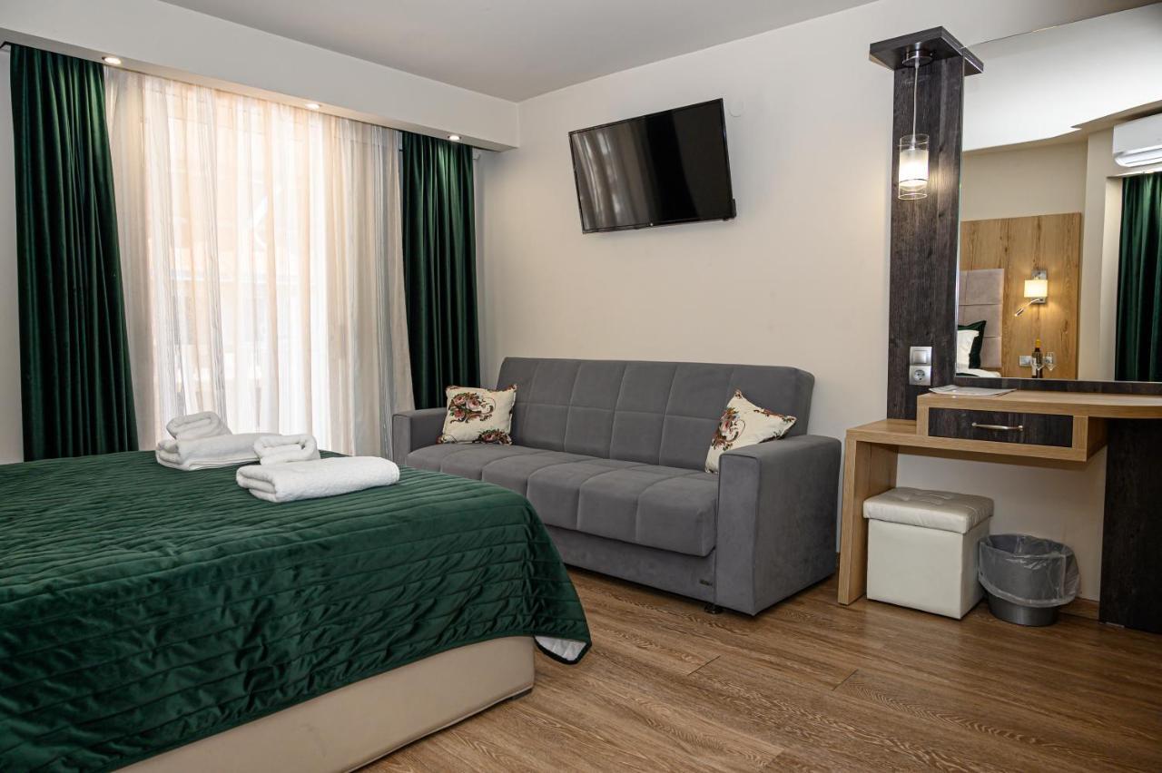 Oxygen Apartment Olympiakí Aktí Exterior foto